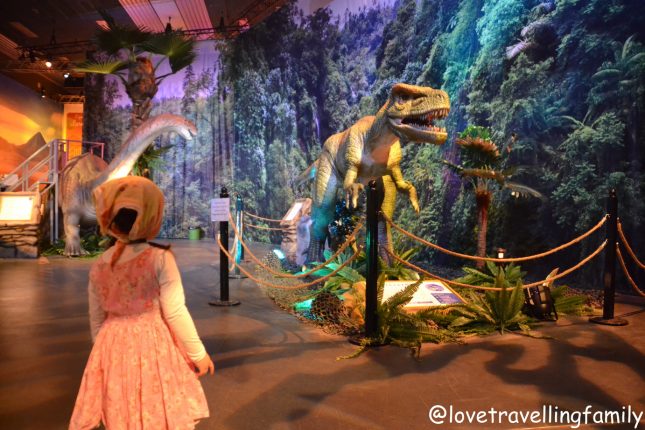 Dino World München Love travelling family